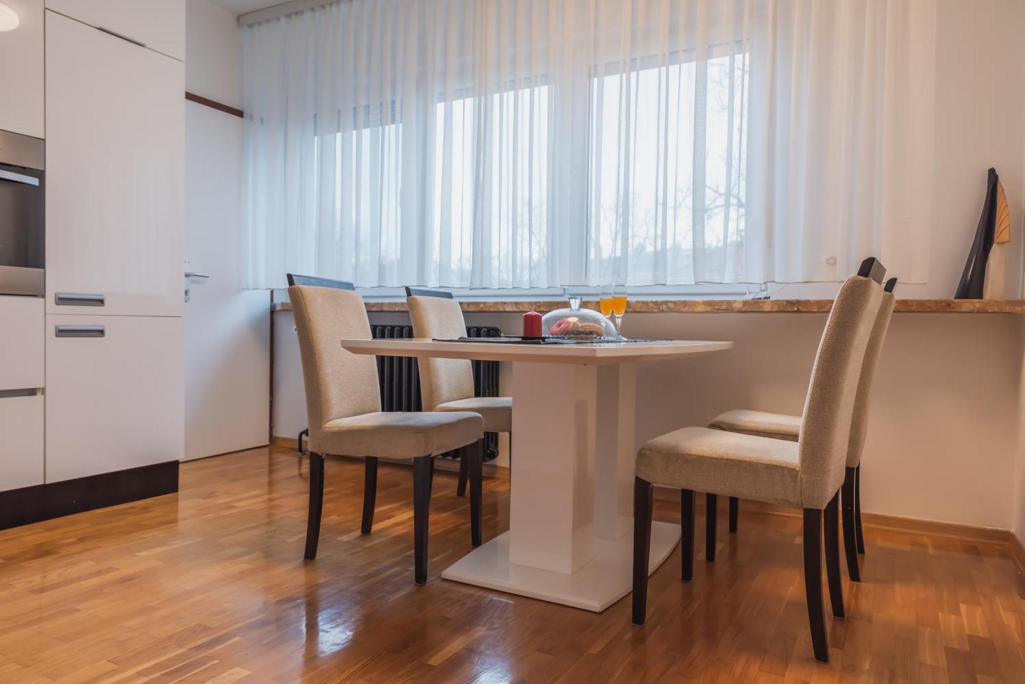 Apartment Check In Zagreb Maksimir-Free Parking Екстер'єр фото